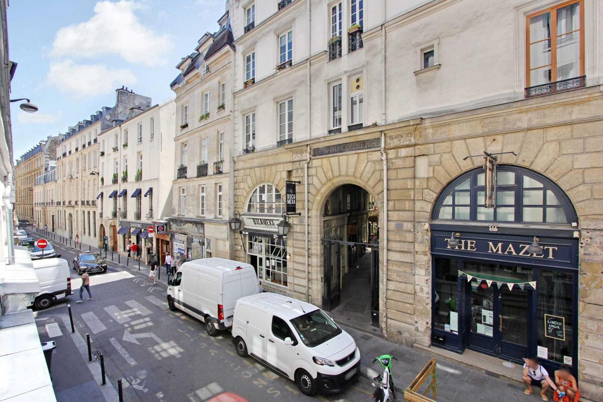 Beautiful Studio In The Heart Of The Latin Quarter Lejlighed Paris Eksteriør billede